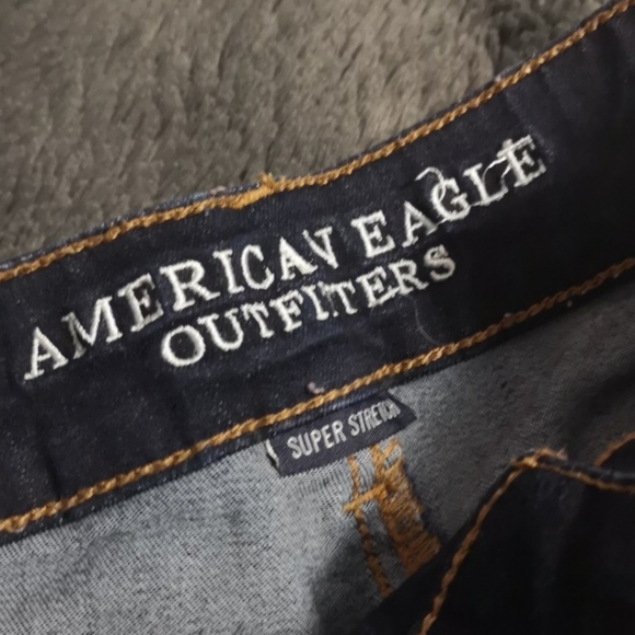 American Eagle Dark Wash Denim Jean Shorts - Picture 4 of 4